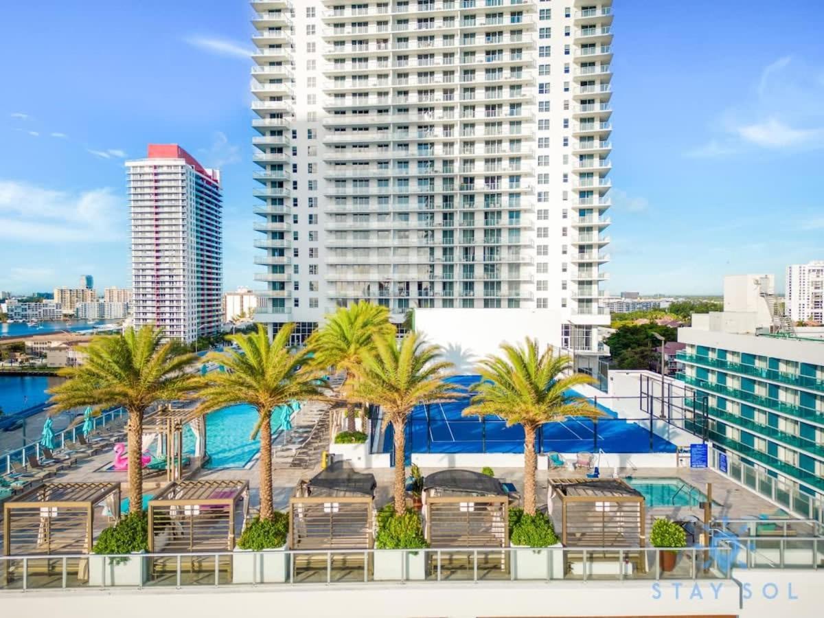 Coastal Relaxation - Parking Included - Amazing Pools Apartment Hollywood Exterior photo