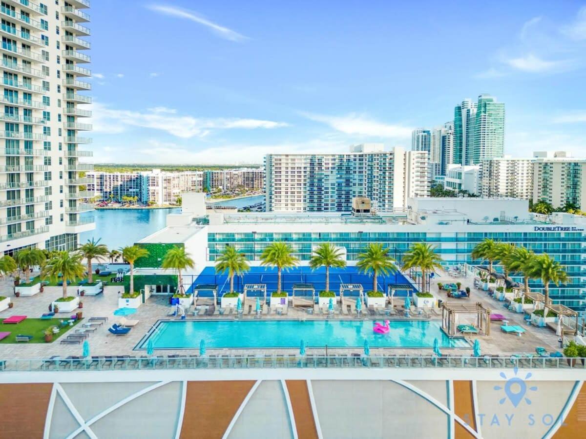 Coastal Relaxation - Parking Included - Amazing Pools Apartment Hollywood Exterior photo
