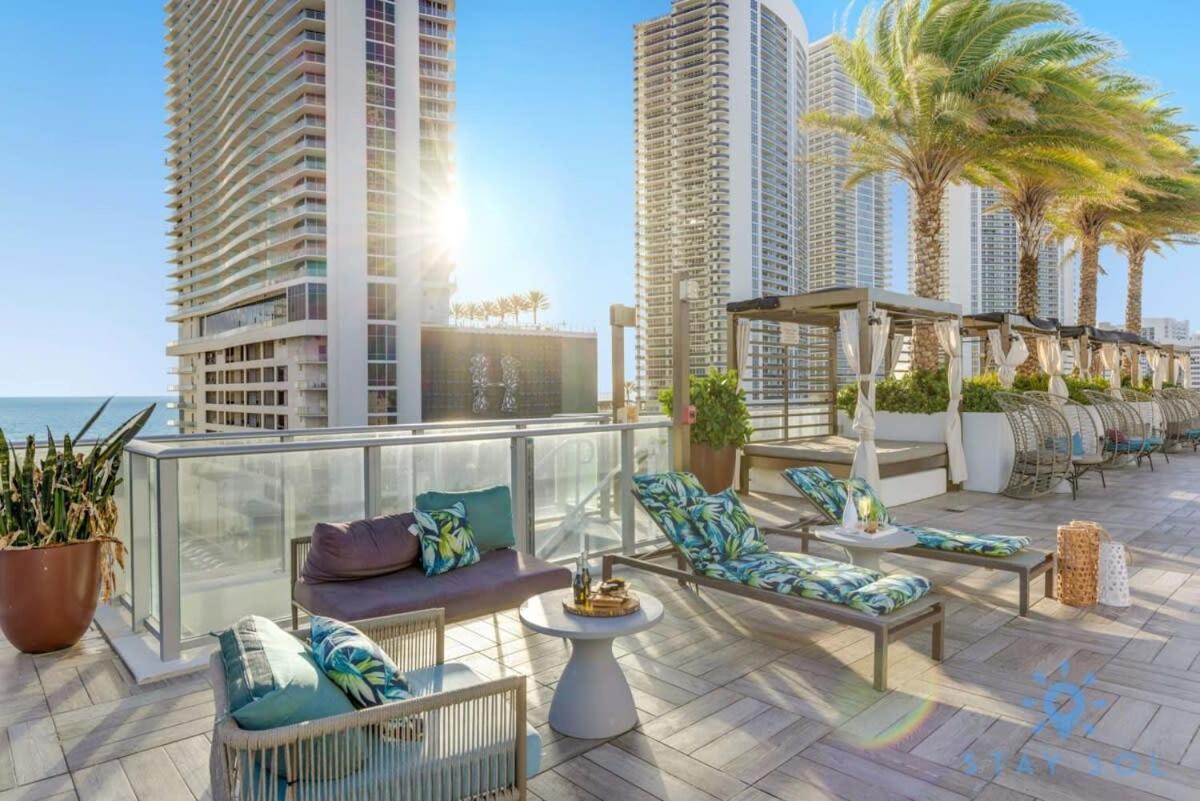 Coastal Relaxation - Parking Included - Amazing Pools Apartment Hollywood Exterior photo