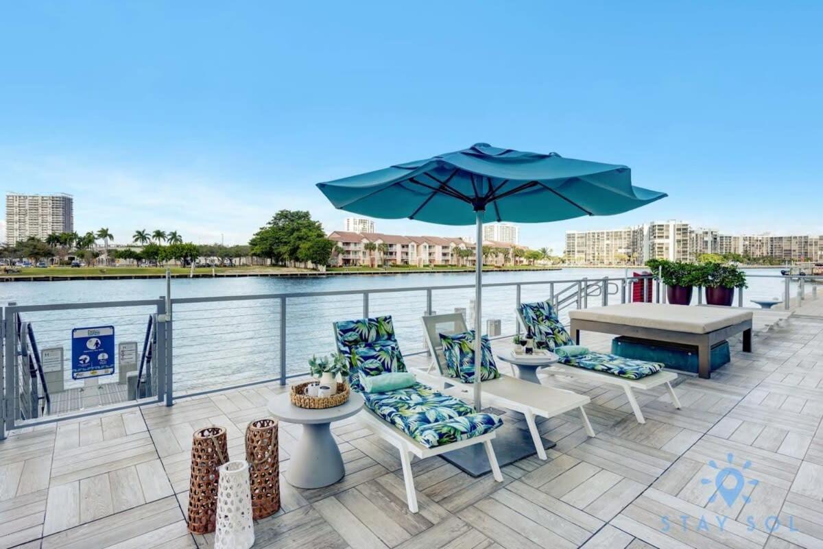 Coastal Relaxation - Parking Included - Amazing Pools Apartment Hollywood Exterior photo