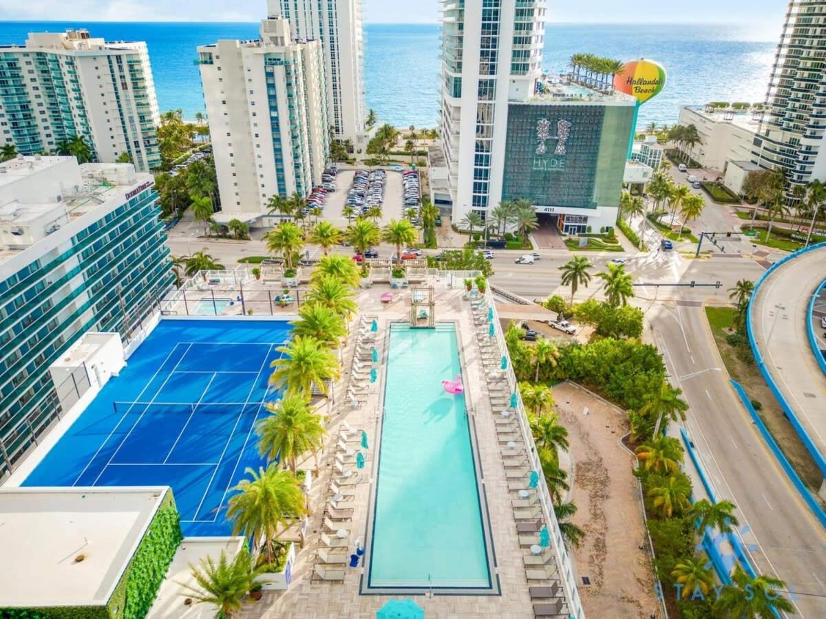 Coastal Relaxation - Parking Included - Amazing Pools Apartment Hollywood Exterior photo