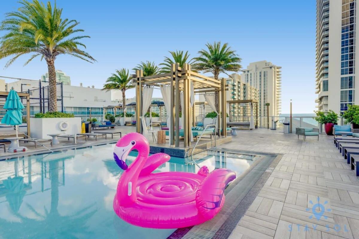 Coastal Relaxation - Parking Included - Amazing Pools Apartment Hollywood Exterior photo